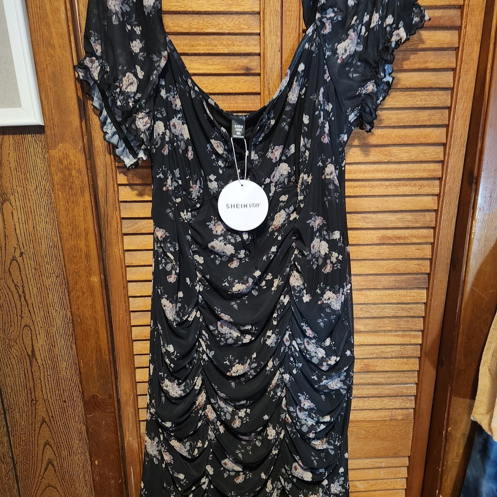 SHEIN Black Floral Mini Dress